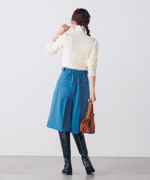 hunch（ハンチ）の「【ストレッチ】ひざ下丈バミューダパンツ（その他パンツ・レディース・グレイッシュベージュ/ブルー/ブラック・FREE）」の12枚目の写真