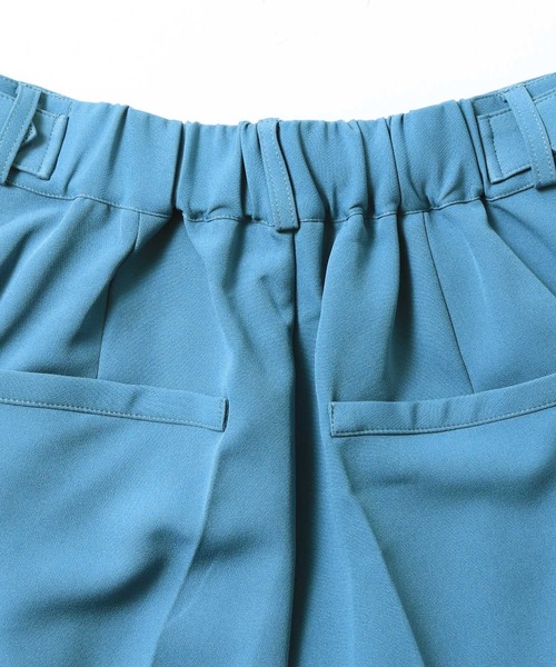 hunch（ハンチ）の「【ストレッチ】ひざ下丈バミューダパンツ（その他パンツ・レディース・グレイッシュベージュ/ブルー/ブラック・FREE）」の20枚目の写真