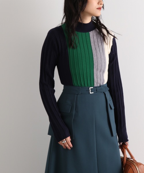 N.(N. Natural Beauty Basic)(エヌエヌナチュラルビューティーベーシック)の「◆カラーブロッキングハイネックリブニット(ニット/セーター・レディース・ホワイト系その他/ベージュ系その他/ネイビー系・MEDIUM)」の3枚目の写真