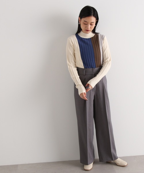 N.(N. Natural Beauty Basic)(エヌエヌナチュラルビューティーベーシック)の「◆カラーブロッキングハイネックリブニット(ニット/セーター・レディース・ホワイト系その他/ベージュ系その他/ネイビー系・MEDIUM)」の9枚目の写真