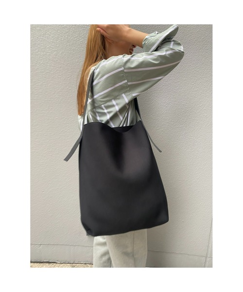 BLACK BY MOUSSY（ブラックバイマウジー）の「one shoulder tote bag
