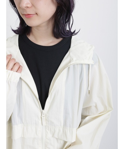 Samansa Mos2 blue(サマンサモスモスブルー)の「前後2wayジャカードテレコタンク(Tシャツ/カットソー・レディース・グレー/ブラック/ベージュ/オフホワイト・LARGE/MEDIUM)」の3枚目の写真
