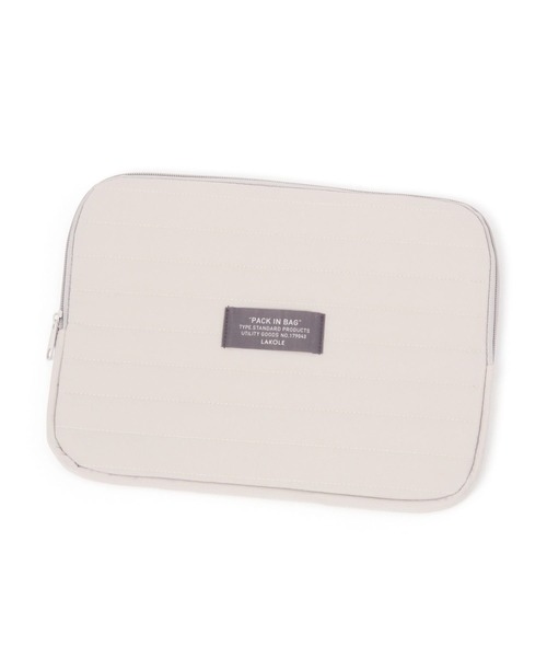LAKOLE(ラコレ)の「キルティングタブレットケース / 178268(PC・タブレットケース・レディース・ホワイト/グレー/ブラック/ベージュ・FREE)」の4枚目の写真