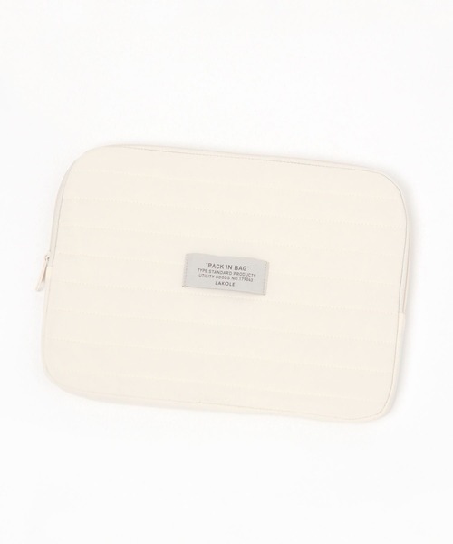 LAKOLE(ラコレ)の「キルティングタブレットケース / 178268(PC・タブレットケース・レディース・ホワイト/グレー/ブラック/ベージュ・FREE)」の2枚目の写真
