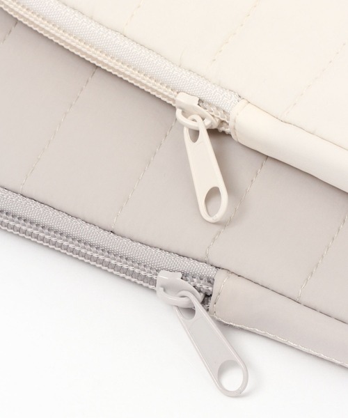 LAKOLE(ラコレ)の「キルティングタブレットケース / 178268(PC・タブレットケース・レディース・ホワイト/グレー/ブラック/ベージュ・FREE)」の13枚目の写真