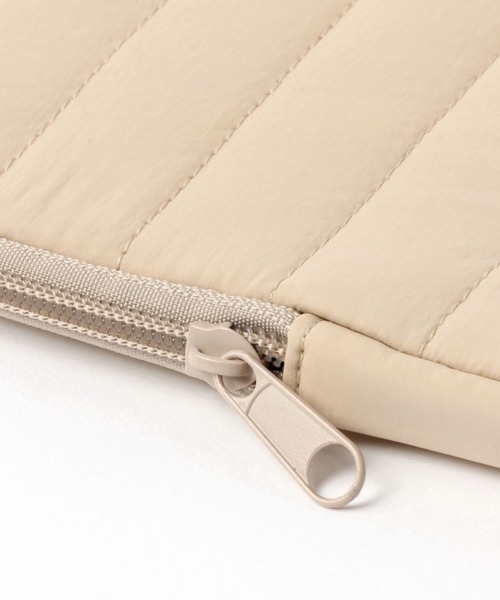 LAKOLE(ラコレ)の「キルティングタブレットケース / 178268(PC・タブレットケース・レディース・ホワイト/グレー/ブラック/ベージュ・FREE)」の18枚目の写真