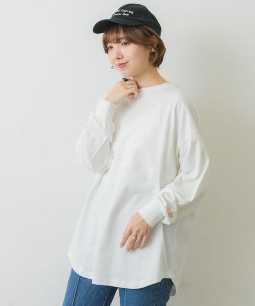 RETRO GIRL(レトロガール)の「袖ロゴBIGロンTee(Tシャツ/カットソー・レディース・ダークグレー/ブルー/イエロー/ホワイト・FREE)」の9枚目の写真