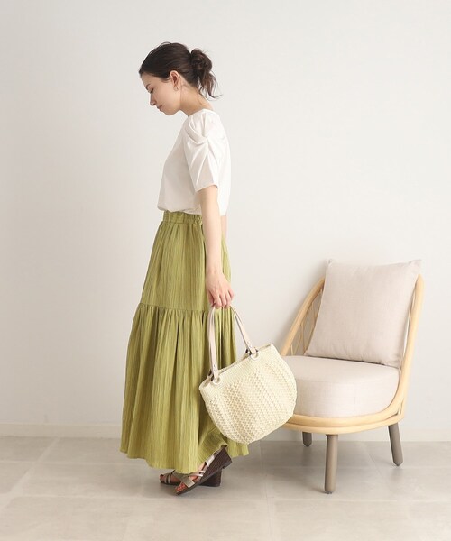 DRESKIP（ドレスキップ）の「◆【接触冷感】一枚でキマるツイストスリーブTシャツ（Tシャツ/カットソー・レディース・オフホワイト/ブラック/ライトグレー/ピンク系・02/03/04）」の6枚目の写真