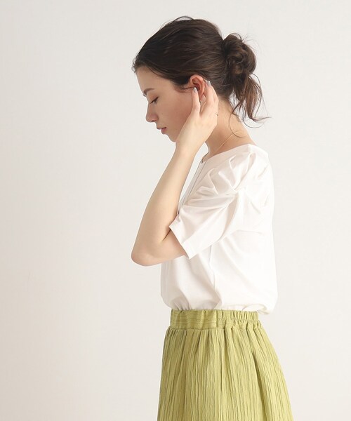 DRESKIP（ドレスキップ）の「◆【接触冷感】一枚でキマるツイストスリーブTシャツ（Tシャツ/カットソー・レディース・オフホワイト/ブラック/ライトグレー/ピンク系・02/03/04）」の10枚目の写真