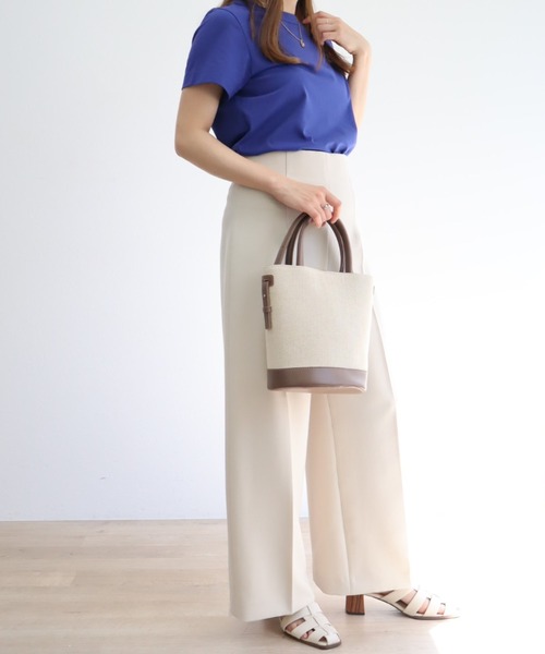 aunt lily(アントリリー)の「綿100%コットン、大人のスタンドネック無地シンプルTシャツ(Tシャツ/カットソー・レディース・サンドベージュ/アイボリー/ブラック/ブルー・M/L/LL)」の11枚目の写真
