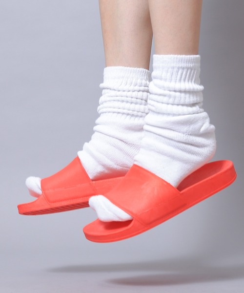 WAIPER.inc(ワイパーインク)の「Los Angeles Apparel UNISEX EVERYDAY SLIDES(スリッポン・メンズ・ブルー/ブラック/ピンク/ホワイト/レッド系その他・10/9/7/8)」の5枚目の写真