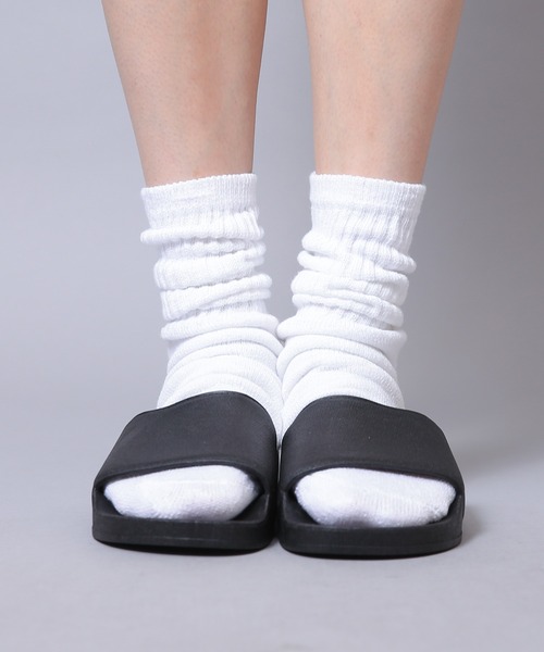 WAIPER.inc(ワイパーインク)の「Los Angeles Apparel UNISEX EVERYDAY SLIDES(スリッポン・メンズ・ブルー/ブラック/ピンク/ホワイト/レッド系その他・10/9/7/8)」の18枚目の写真