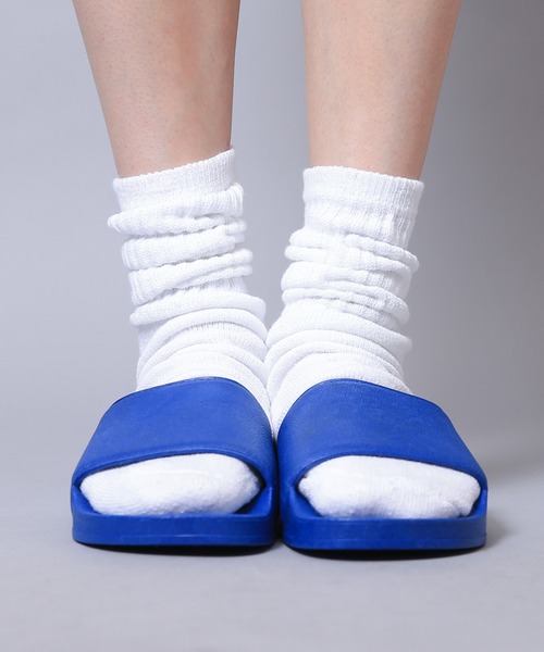 WAIPER.inc(ワイパーインク)の「Los Angeles Apparel UNISEX EVERYDAY SLIDES(スリッポン・メンズ・ブルー/ブラック/ピンク/ホワイト/レッド系その他・10/9/7/8)」の16枚目の写真