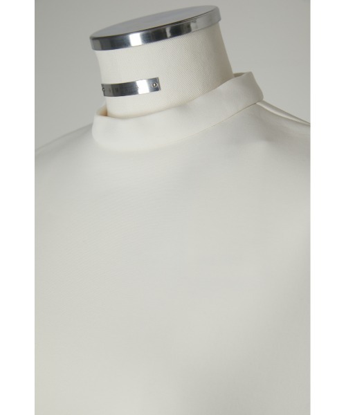 RIM.ARK（リムアーク）の「Shaped cocoon tops（Tシャツ/カットソー・レディース・ブラック/ホワイト・36/38）」の8枚目の写真