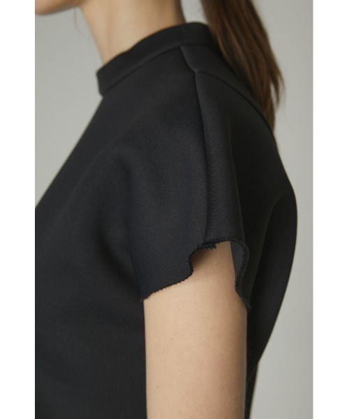 RIM.ARK（リムアーク）の「Shaped cocoon tops（Tシャツ