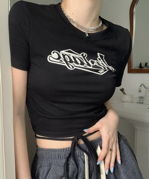 HALEY PESCA(ヘーリーペスカ)の「HALEY PESCA/ウエストデザイン ロゴTシャツ(Tシャツ/カットソー・レディース・ブラック/アイボリー・MEDIUM/LARGE)」の3枚目の写真