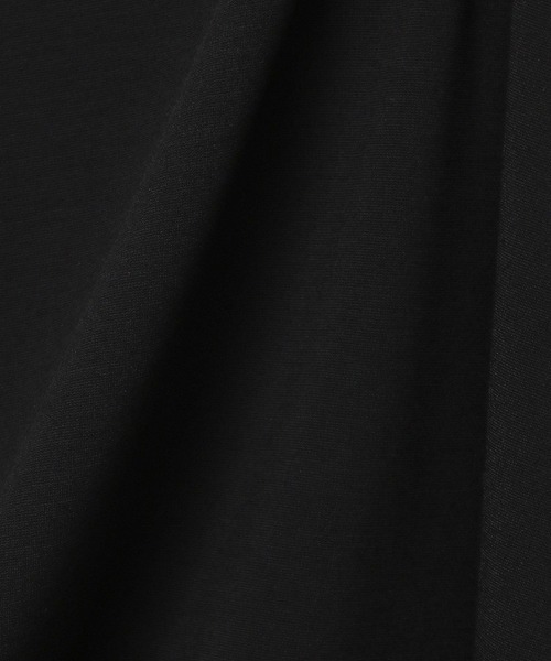 Elura（エルーラ）の「ドレスアップノースリーブTシャツ（Tシャツ/カットソー・レディース・ブラック/ホワイト/グリーン/グレイッシュベージュ・LARGE/MEDIUM/SMALL）」の12枚目の写真