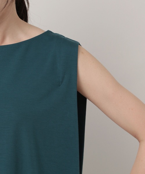 Elura（エルーラ）の「ドレスアップノースリーブTシャツ（Tシャツ/カットソー・レディース・ブラック/ホワイト/グリーン/グレイッシュベージュ・LARGE/MEDIUM/SMALL）」の16枚目の写真