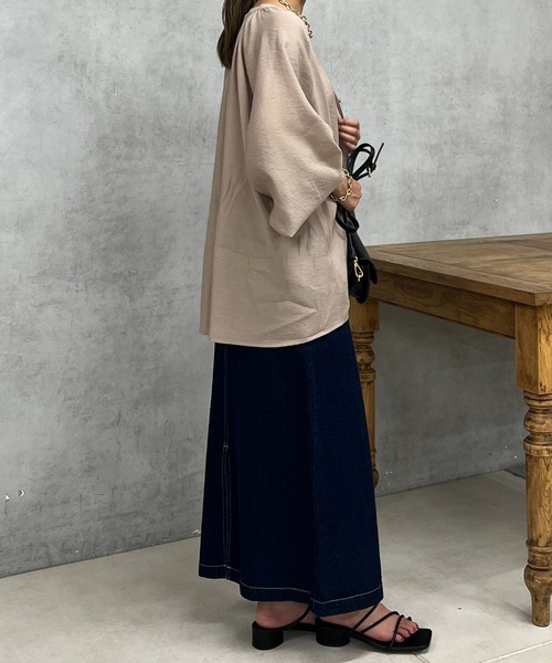 un dix cors（アンディコール）の「スキッパーボリューム袖ブラウス（シャツ/ブラウス・レディース・モカ/オフホワイト・FREE）」の16枚目の写真