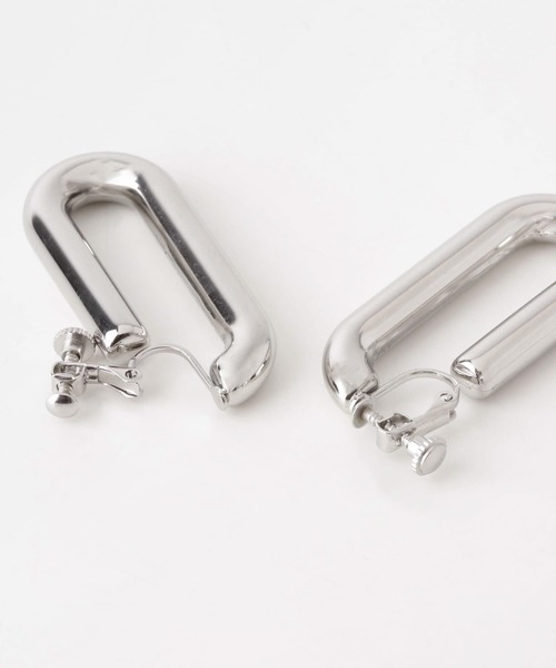 KBF（ケイビーエフ）の「カールステンレスイヤリング（イヤリング・レディース・ゴールド/シルバー・ONE）」の7枚目の写真