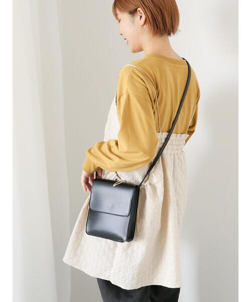 ehka sopo（エヘカソポ）の「フラットショルダーバッグ（ハンドバッグ・レディース・ブラック/ベージュ/ブルー・F）」の2枚目の写真