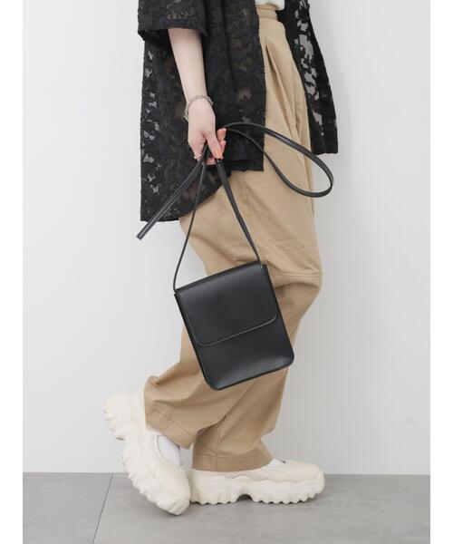 ehka sopo（エヘカソポ）の「フラットショルダーバッグ（ハンドバッグ・レディース・ブラック/ベージュ/ブルー・F）」の10枚目の写真