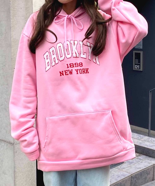 NANEA（ナネア）の「BROOKLYNロゴプリントルーズプルパーカー裏