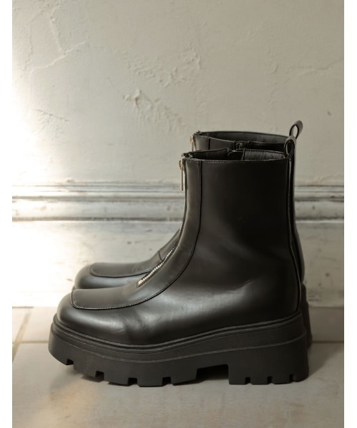 Re:EDIT（リエディ）の「[大きいサイズ有]フロントジップトラックソールブーツ（ブーツ・レディース・ブラック/アイボリー・SMALL/LARGE/X-LARGE/MEDIUM/XX-LARGE）」の11枚目の写真