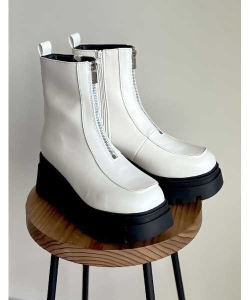 Re:EDIT（リエディ）の「[大きいサイズ有]フロントジップトラックソールブーツ（ブーツ・レディース・ブラック/アイボリー・SMALL/LARGE/X-LARGE/MEDIUM/XX-LARGE）」の18枚目の写真