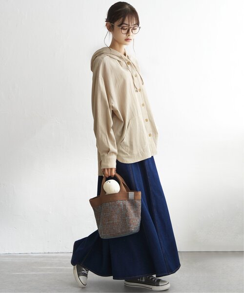 LBC（エルビーシー）の「フードロングシャツ（シャツ/ブラウス・レディース・ネイビー/ベージュ・M）」の12枚目の写真