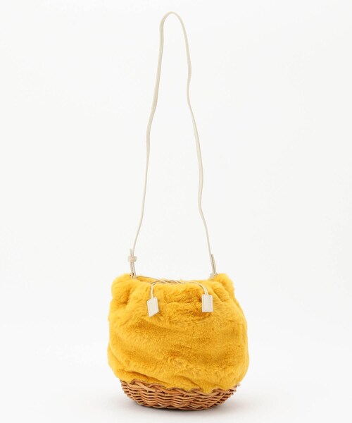 &Bridge(アンドブリッジ)の「Cachellier バケツ型カゴ×フェイクファーショルダーバッグ(ショルダーバッグ・レディース・イエロー・99)」の1枚目の写真