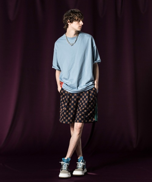 glamb(グラム)の「Roll Sleeve T-shirts / ロールスリーブTシャツ(Tシャツ/カットソー・メンズ・ブルー/ブラック/ホワイト・S/L/M)」の3枚目の写真
