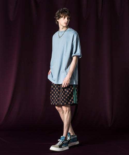 glamb(グラム)の「Roll Sleeve T-shirts / ロールスリーブTシャツ(Tシャツ/カットソー・メンズ・ブルー/ブラック/ホワイト・S/L/M)」の5枚目の写真