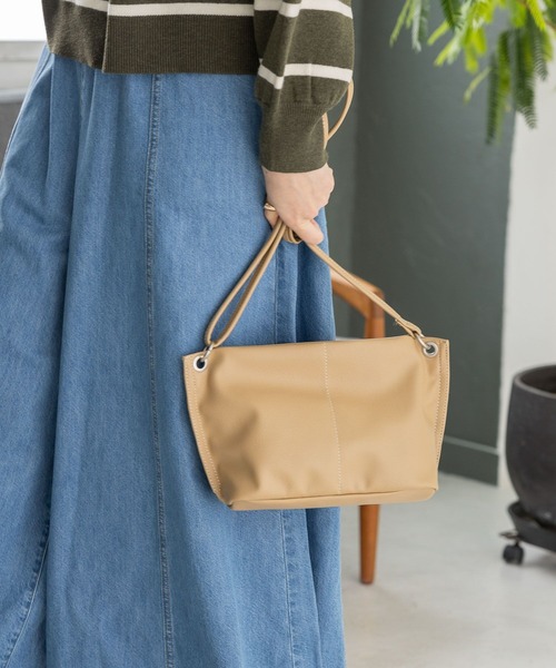 studio CLIP(スタディオクリップ)の「柔らかワンマイルショルダーバッグ(ショルダーバッグ・レディース・カーキ/ブラック/ベージュ/ライトグレー・FREE)」の4枚目の写真