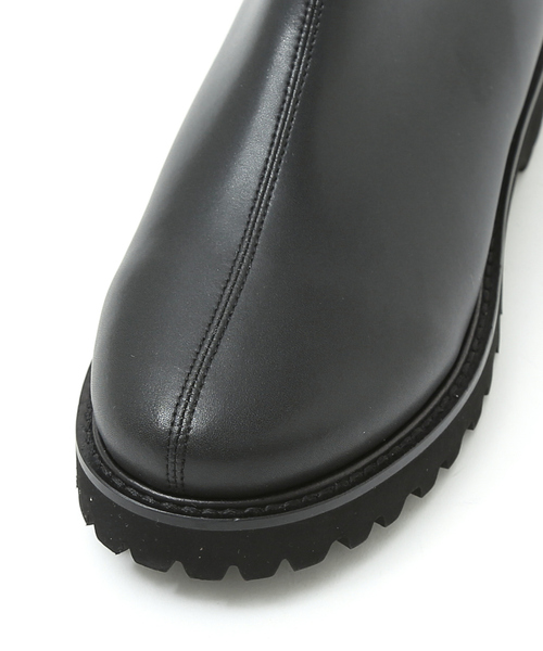 Au BANNISTER（オゥバニスター）の「【晴雨兼用】タンクソールボアブーツ（ブーツ・レディース・アイボリー/ブラック・L/M/S）」の17枚目の写真