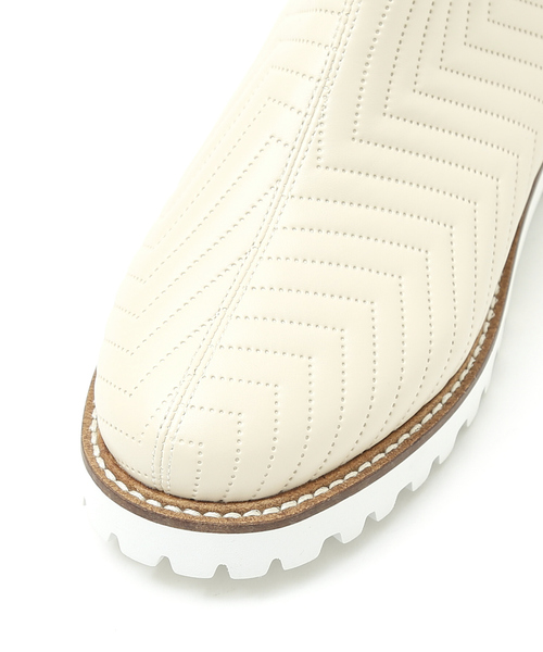 Au BANNISTER（オゥバニスター）の「【晴雨兼用】タンクソールボアブーツ（ブーツ・レディース・アイボリー/ブラック・L/M/S）」の18枚目の写真