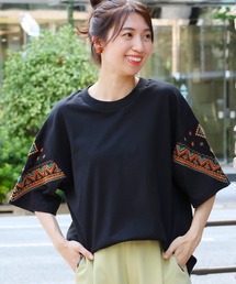 バンダナスリーブ刺繍Tシャツ