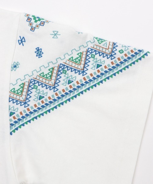バンダナスリーブ刺繍Tシャツ（Tシャツ/カットソー）｜チチカカ