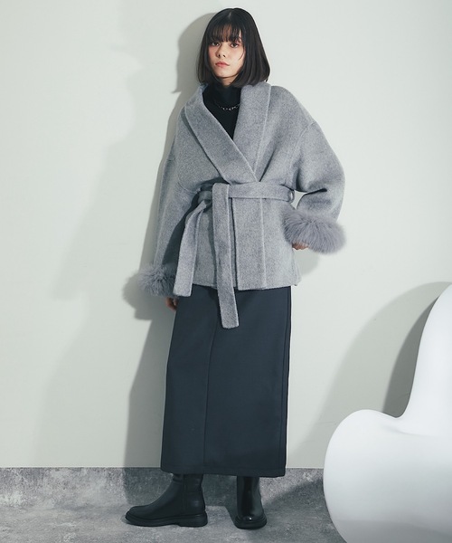 SMILE ORCHID（スマイルオーキッド）の「フォックスファー付きスタンドカラーウール混コート（ステンカラーコート・レディース・グレー/アイボリー・M）」の16枚目の写真