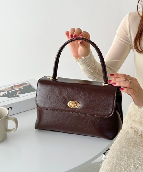 un+frame（アンフレーム）の「2way vintage leather shoulder bag／2WAYスクエアヴィンテージPUショルダーバッグ（ショルダーバッグ・レディース・ダークブラウン/ブラック/ブラウン・FREE）」の3枚目の写真