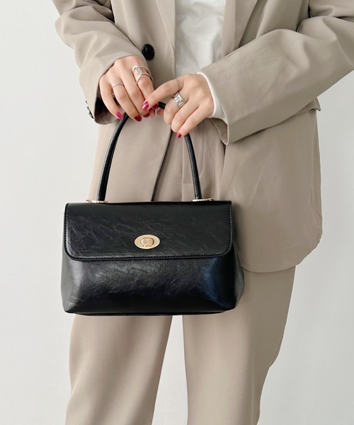 un+frame（アンフレーム）の「2way vintage leather shoulder bag／2WAYスクエアヴィンテージPUショルダーバッグ（ショルダーバッグ・レディース・ダークブラウン/ブラック/ブラウン・FREE）」の18枚目の写真