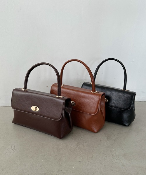 un+frame（アンフレーム）の「2way vintage leather shoulder bag／2WAYスクエアヴィンテージPUショルダーバッグ（ショルダーバッグ・レディース・ダークブラウン/ブラック/ブラウン・FREE）」の12枚目の写真