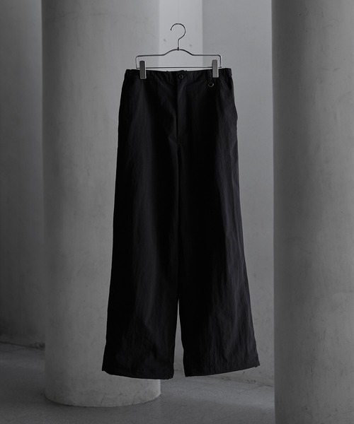 CALLNE（カルネ）の「【CALLNE】Nylon Tech Easy Straight Pants / ナイロンテックイージーストレートパンツ（撥水&防風）（その他パンツ・メンズ・ブラック/チャコールグレー・L/M）」の3枚目の写真
