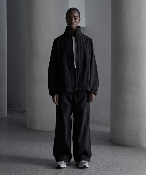 CALLNE（カルネ）の「【CALLNE】Nylon Tech Easy Straight Pants / ナイロンテックイージーストレートパンツ（撥水&防風）（その他パンツ・メンズ・ブラック/チャコールグレー・L/M）」の15枚目の写真