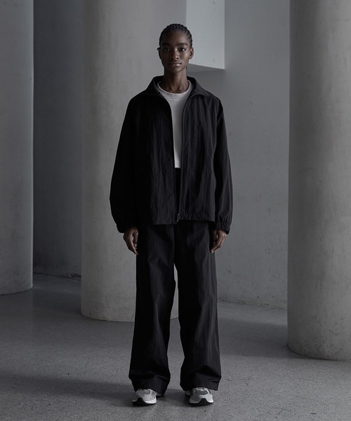 CALLNE（カルネ）の「【CALLNE】Nylon Tech Easy Straight Pants / ナイロンテックイージーストレートパンツ（撥水&防風）（その他パンツ・メンズ・ブラック/チャコールグレー・L/M）」の22枚目の写真