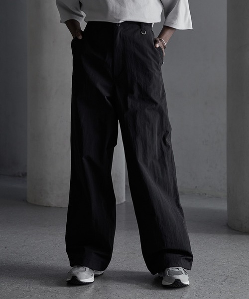 CALLNE（カルネ）の「【CALLNE】Nylon Tech Easy Straight Pants / ナイロンテックイージーストレートパンツ（撥水&防風）（その他パンツ・メンズ・ブラック/チャコールグレー・L/M）」の11枚目の写真
