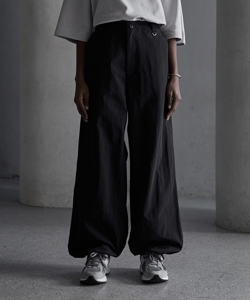 CALLNE（カルネ）の「【CALLNE】Nylon Tech Easy Straight Pants / ナイロンテックイージーストレートパンツ（撥水&防風）（その他パンツ・メンズ・ブラック/チャコールグレー・L/M）」の13枚目の写真