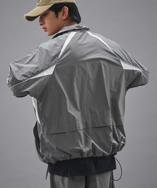 美品Mサイズ　アンブロ 別注 UMBRO ナイロントラックジャケットPUBLUX セール】UMBRO/アンブロ 別注 UMBRO ナイロントラックジャケット