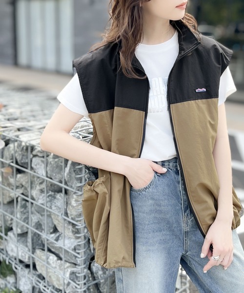 Java(ジャバ)の「《Javaジャバコラボ》羽織るだけで、旬なスポーツミックスが完成。ドロストポケットジップベスト(セットアップ可能)(ベスト・レディース・ブラック/オフホワイト/カーキ系・LARGE/MEDIUM/X-LARGE)」の9枚目の写真