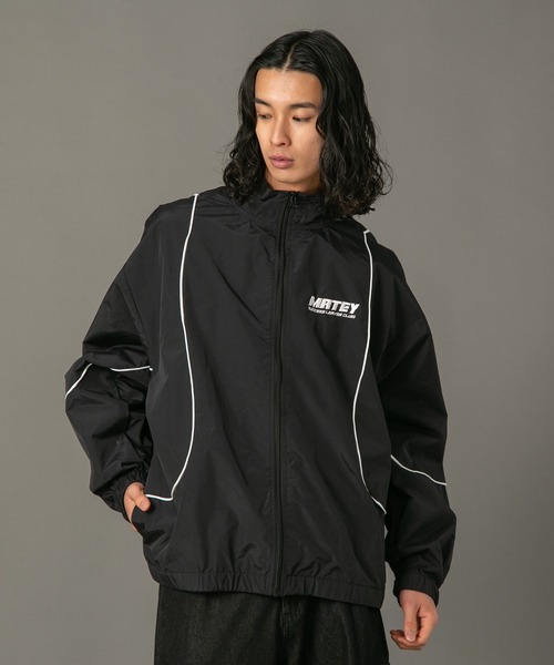 UNIIT（ユニット）の「オーバーサイズ　ナイロントラックジャケット（ナイロンジャケット・メンズ・ネイビー/チャコールグレー/ブラック・MEDIUM/LARGE）」の2枚目の写真